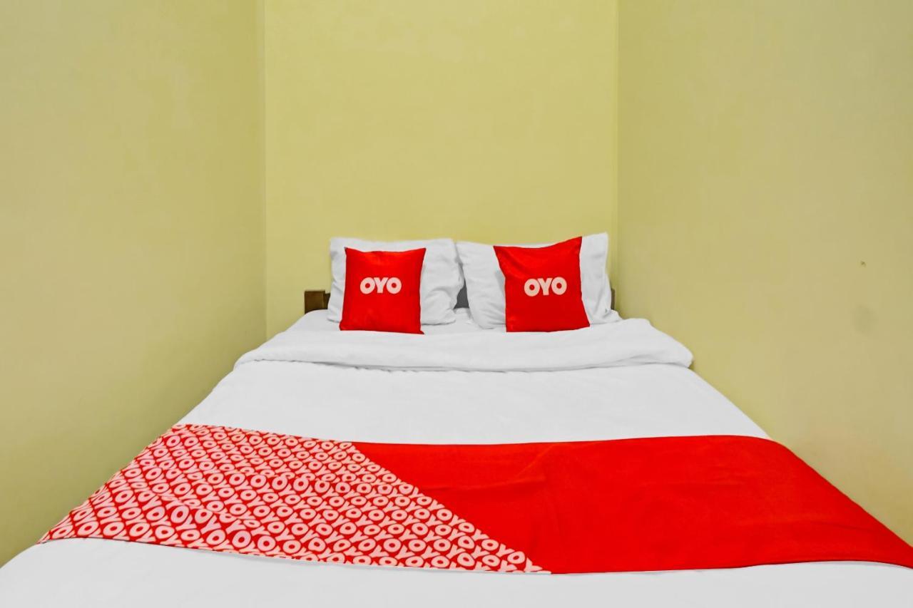 Oyo 3298 Bromo Guest House Family Malang Bagian luar foto